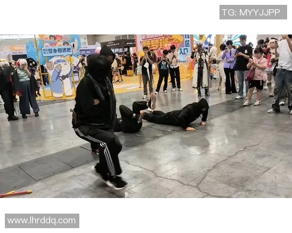 重庆街舞队在世界滑板锦标赛中的精彩表现与力量解析