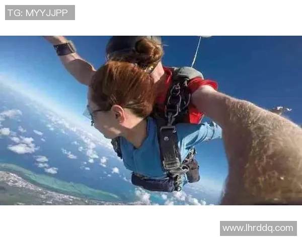 极限挑战与心灵探索：杨芳的极限运动人生之旅