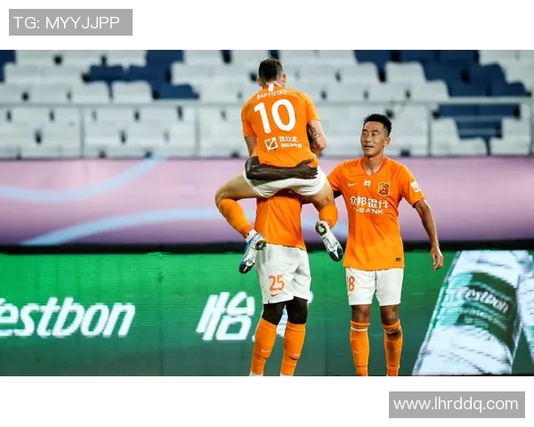 上海飞盘队在极限运动联赛中以56分稳居积分榜首位